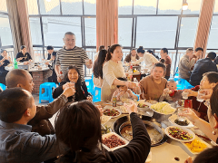 探秘重庆市涪陵磐石玉寨：免费豆花饭背